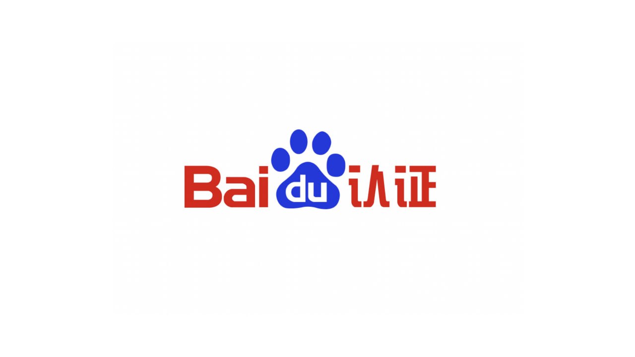 《美女脱裤衩扒开尿口给男子摸》